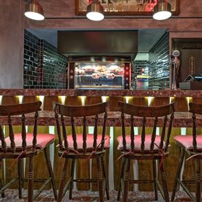 Spit Jack: Όταν η σούβλα γίνεται νόστιμα chic