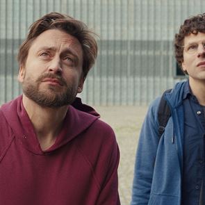 Στη νέα του ταινία ο Kieran Culkin θυμίζει Succession