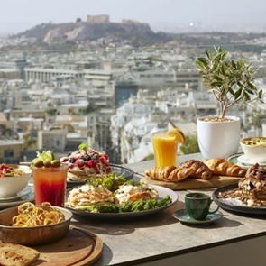 Το Longevity Brunch του St.George Lycabettus Lifestyle Hotel είναι όνομα και πράγμα