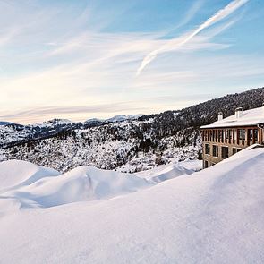 Αν είναι να πάρεις τα βουνά, πήγαινε στο Μέτσοβο