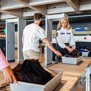 5 λόγοι που μπορεί να σε σταματήσουν για έλεγχο στο αεροδρόμιο