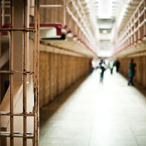 Τι πραγματικά ισχύει με την ισόβια κάθειρξη στην &lt;em>Ελλάδα&lt;/em>