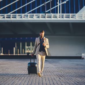Τα κόλπα για φθηνές πτήσεις δεν έχουν αποτέλεσμα, λένε οι ειδικοί