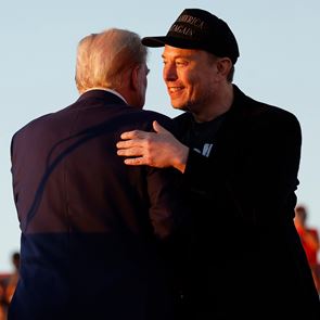 O Donald Trump έκανε τον Elon Musk υπουργό