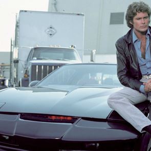 Ο David Hasselhoff βγάζει στο σφυρί τον K.I.T.T