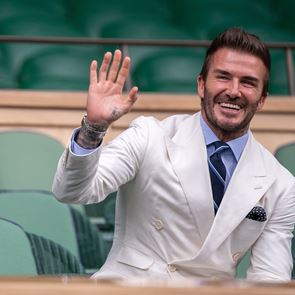 Τι τρώει και πώς γυμνάζεται ο David Beckham για να μη δείχνει 49(!) χρονών