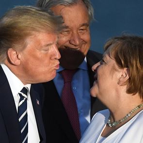 Angela Merkel vs Donald Trump στη μάχη κατά του κορονοϊού