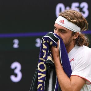 Ο Στέφανος Τσιτσιπάς συνεχίζει να μην τουιτάρει με ποιότητα