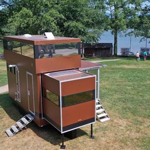 The Loft: Ένα δωμάτιο <em>ξενοδοχείου</em> που ταξιδεύει παντού