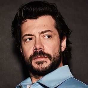 Ο Álvaro Morte και το μούσι του El Profesor