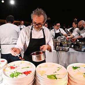 Το Osteria Francescana άνοιξε ξανά με μενού εμπνευσμένο από τους Beatles