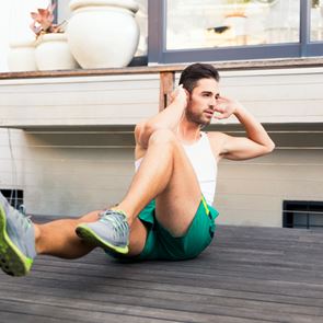 Πρωινές ασκήσεις που χαρίζουν ενέργεια όλη την ημέρα