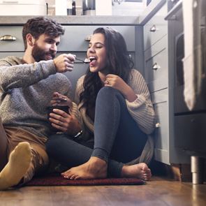 Τι συμβαίνει όταν τρως <em>παγωτό</em> κάθε μέρα, σύμφωνα με το Harvard