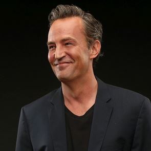 Το σημαδιακό τραγούδι που έπαιξε στην κηδεία του Matthew Perry