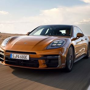 Η νέα Porsche Panamera έχει κάτι από την 911