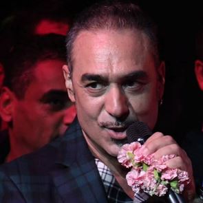 Πέθανε η σύζυγος του Νότη Σφακιανάκη το βράδυ των γενεθλίων