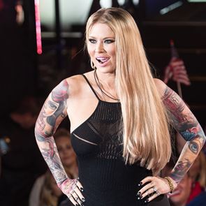 Βίος, πολιτεία και ανατροπές στη ζωή της Jenna Jameson