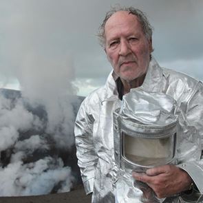 Ο Werner Herzog εξερευνά μετεωρίτες στο νέο &lt;em>ντοκιμαντέρ&lt;/em> της Apple TV +