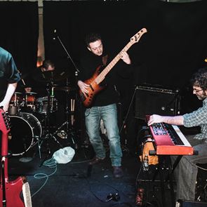 Το νέο single των Citizen Jim είναι ένα νέο μουσικό και εννοιολογικό κεφάλαιο για το συγκρότημα