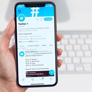 7 viral στιγμές για τα 17 χρόνια του Twitter