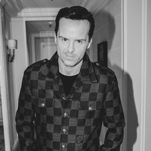 Ο Andrew Scott πρωταγωνιστεί στο νέο sequel του Knives Out