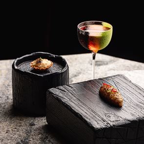 Η κοσμοπολίτικη νοστιμιά του Humain by Jul’s