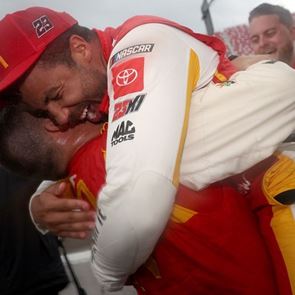 Είδαμε πρώτοι το Race, το νέο racing &lt;em>ντοκιμαντέρ&lt;/em> του Netflix