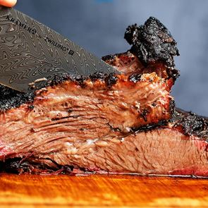 Προβατίνα και γουρ(ου)νοπούλα σε εκδοχή Po’ Boys για την Τσικνοπέμπτη