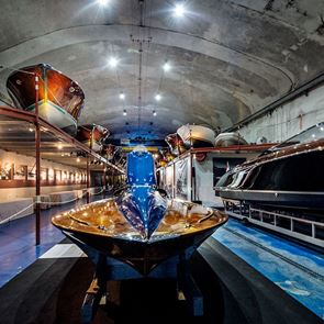 Στο Μονακό υπάρχει ένα μυστικό κελάρι γεμάτο vintage ταχύπλοα