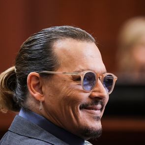 Σε άλλα νέα, ο Johnny Depp είναι έτοιμος να υποδυθεί τον Σατανά