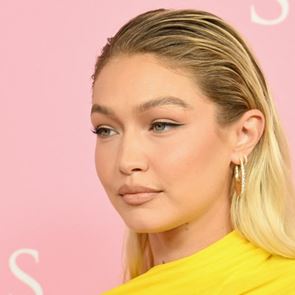 H κυβέρνηση του Ισραήλ τα έβαλε με τη Gigi Hadid