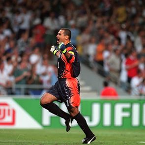 Ο θρύλος του τερματοφύλακα - σκόρερ Jose Luis Chilavert