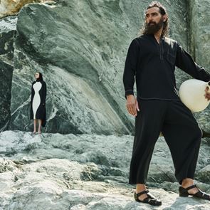 Footprints, το στιβαρό αποτύπωμα της Kalogirou στη νέα καμπάνια για την Άνοιξη/Καλοκαίρι 2024