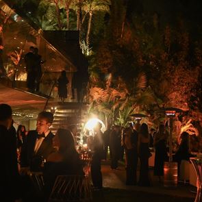 To Esquire Greece στο πιο hot Pre-Oscar party | Ο Γιώργος Σατσίδης ήταν στην θρυλική έπαυλη Sheats-Goldstein στο Beverly Hills υπό τους ήχους του DJ Diplo