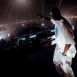 Ο θρύλος της ηλεκτρονικής μουσικής Black Coffee έρχεται στην Αθήνα