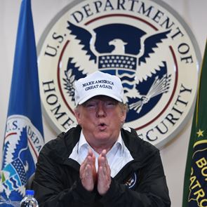 Πώς και πότε θα αποχωρήσει ο Donald Trump από την εξουσία