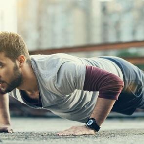 Τελικά είναι καλύτερα να γυμνάζεσαι μέσα ή έξω