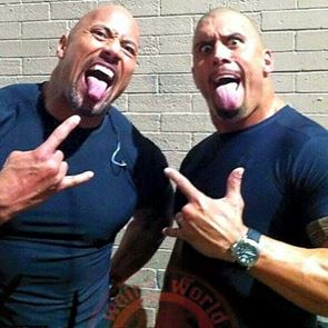 Τίποτα ιδιαίτερο απλά ο The Rock κάνει δώρο-έκπληξη στον κασκαντέρ του ένα φορτηγό