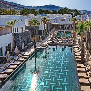 Radisson Blu Zaffron Resort, μία premium εμπειρία Σαντορίνης