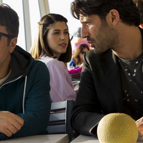 Στο "Περιμένοντας τη Νονά" ο Θανάσης Τσαλταμπάσης και ο Λευτέρης Ελευθερίου είναι "εσύ και ο κολλητός σου