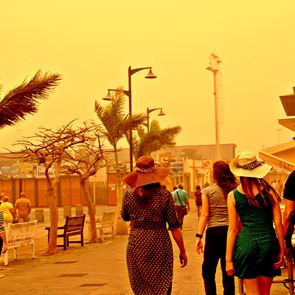 Φωτογραφίες από τις αμμοθύελες που σάρωσαν τα Κανάρια <em>Νησιά</em>