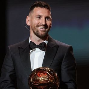 H Χρυσή Μπάλα για 8η φορά στα χέρια του Lionel Messi