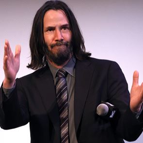 Ο Keanu Reeves και βαράει και οδηγάει-σε ποιο αγώνα παίρνει μέρος