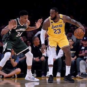 Ο Γιάννης Αντετοκούνμπο στους καλύτερους παίκτες NBA όλων των εποχών