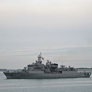 Το Oruc Reis βρίσκεται μία άνασα από το Καστελόριζο