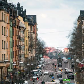 Γιατί η Ελλάδα δεν μπορεί να γίνει Σουηδία, σύμφωνα με τον Ηλία Μόσιαλο
