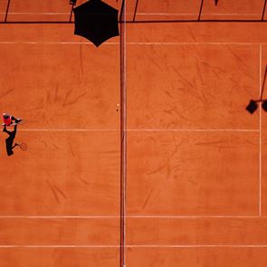 Ο Patrick Mouratoglou σερβίρει μαζί με την Costa Navarino