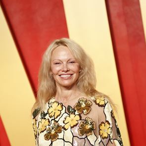 Στο I Love You η Pamela Anderson μοιράζεται τις συνταγές