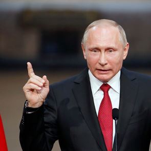 Εγκρίθηκε το πρώτο εμβόλιο για τον κορονοϊό