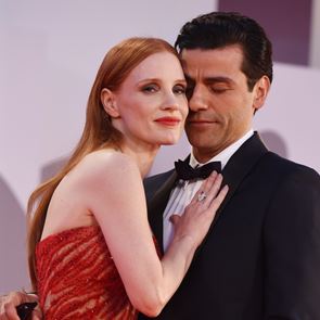 O Oscar Isaac, Jessica Chastain και το πολυσυζητημένο τους φιλί on camera